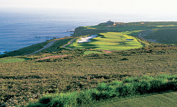 views across the gorge to the 18th fairway and clubhouse at Pinnacle Point with the ocean behind.