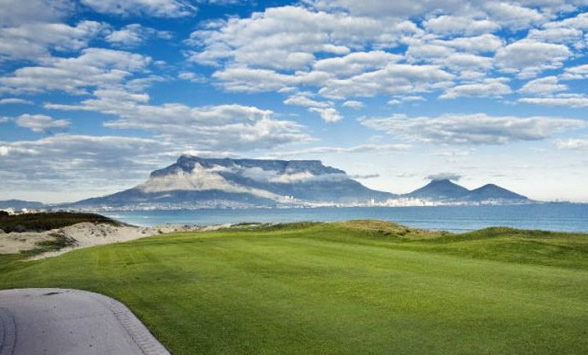 Table Mountain views across the bay from the golf course.