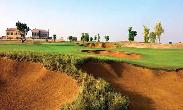 deep sand bunker hazards on the golf course at Jumeirah Fire.